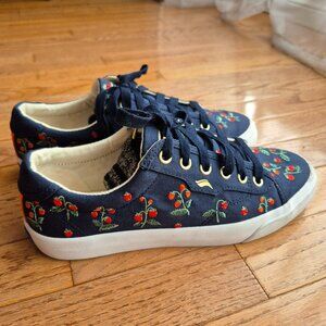 KEDS X RIFLE PAPER Co. Crew Kick Mini Strawberries Embroidered Sneaker In Navy 8